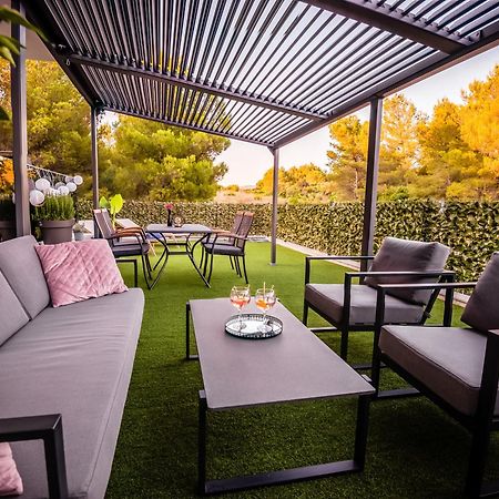 My Adriatic Place With Private Garden And Garage Σίμπενικ Εξωτερικό φωτογραφία