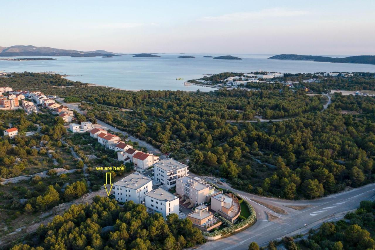 My Adriatic Place With Private Garden And Garage Σίμπενικ Εξωτερικό φωτογραφία