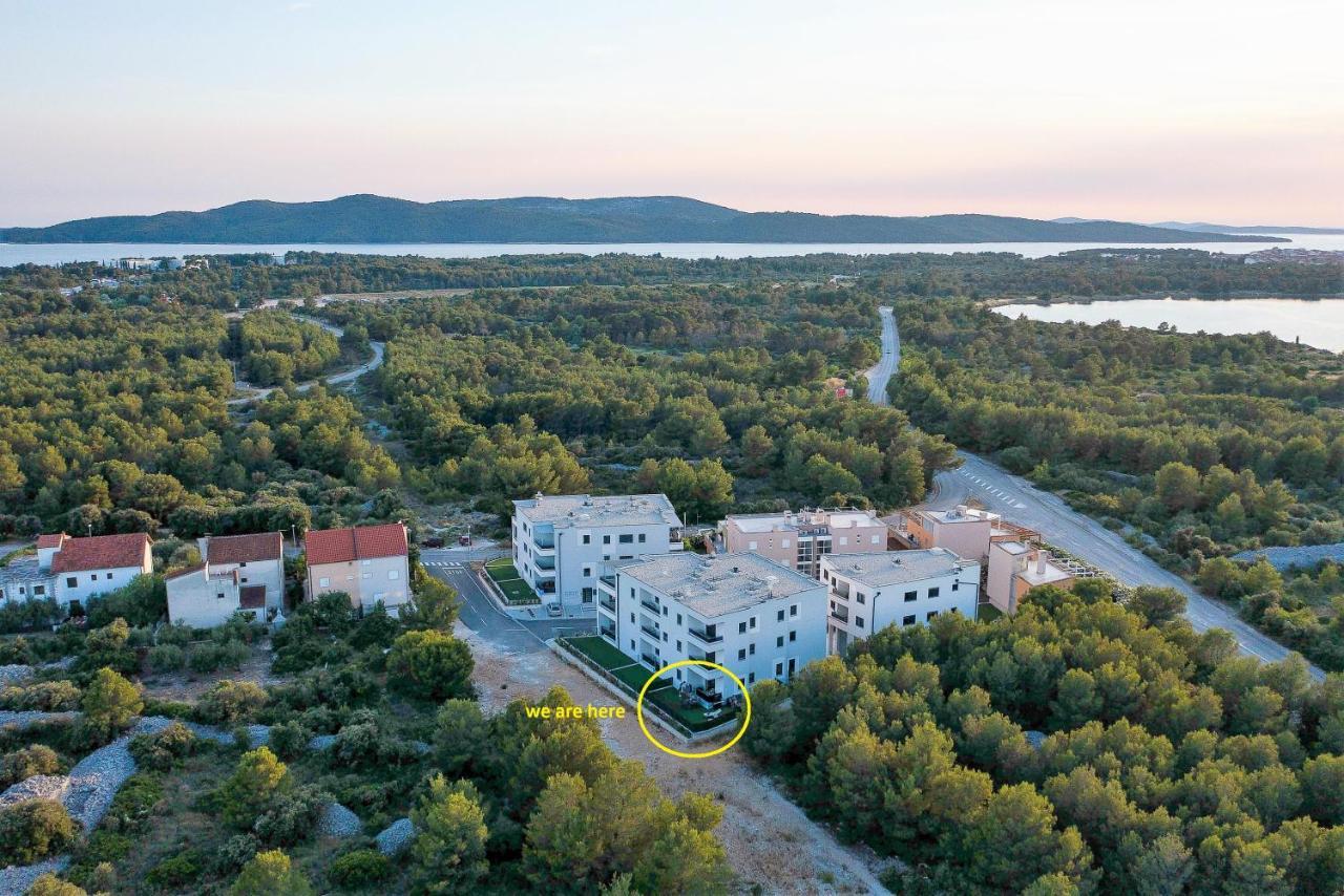 My Adriatic Place With Private Garden And Garage Σίμπενικ Εξωτερικό φωτογραφία